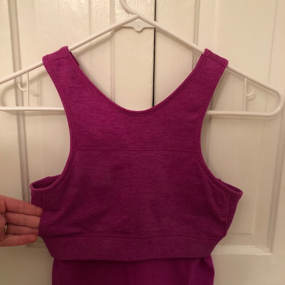 Lululemon Seamlessly Covered Tank - Picture 14 of 14